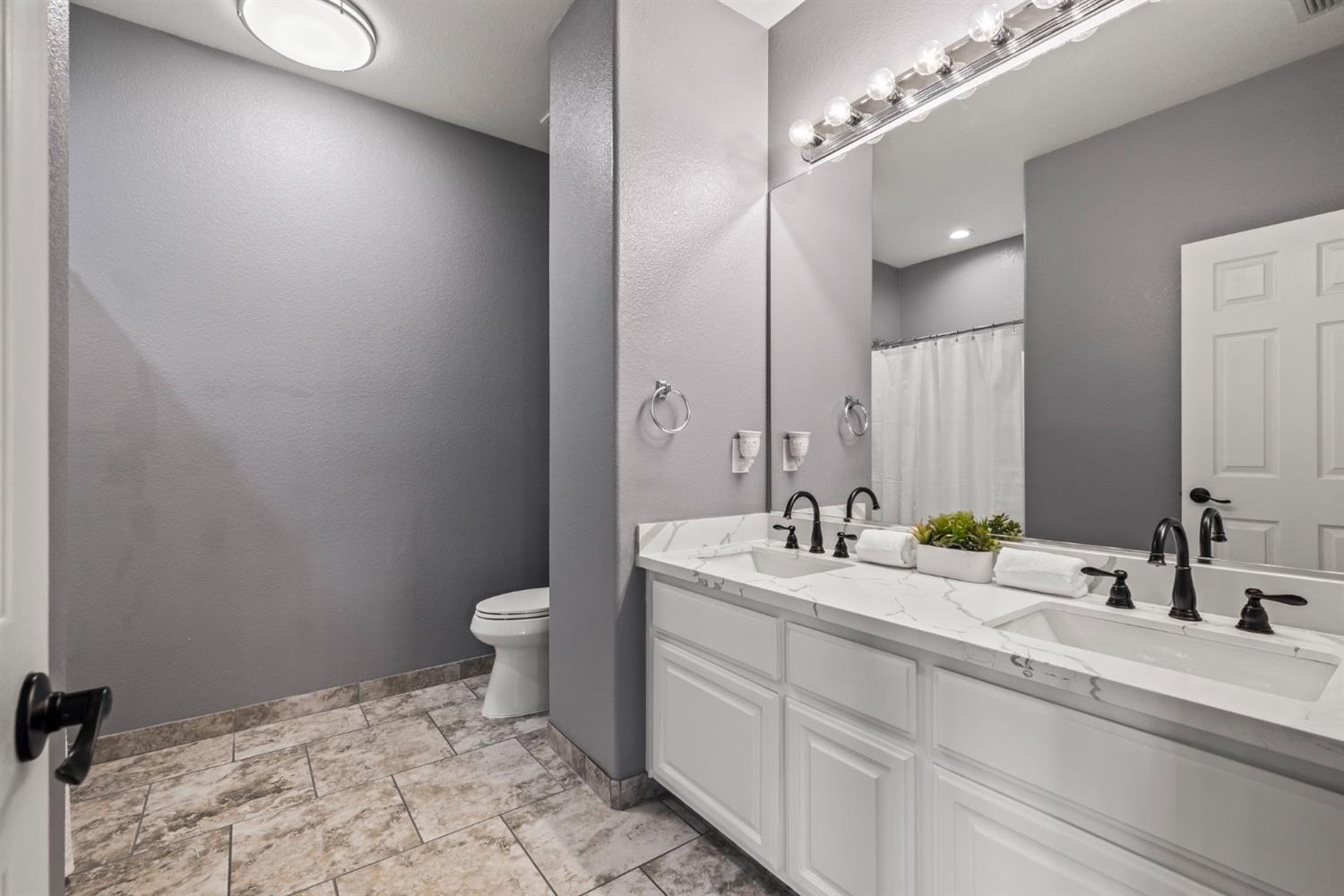 Gilleland Drive, Roseville, California image 38