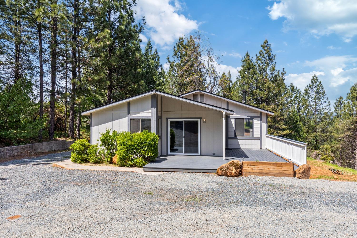 River Ranch Road, Grass Valley, California image 1