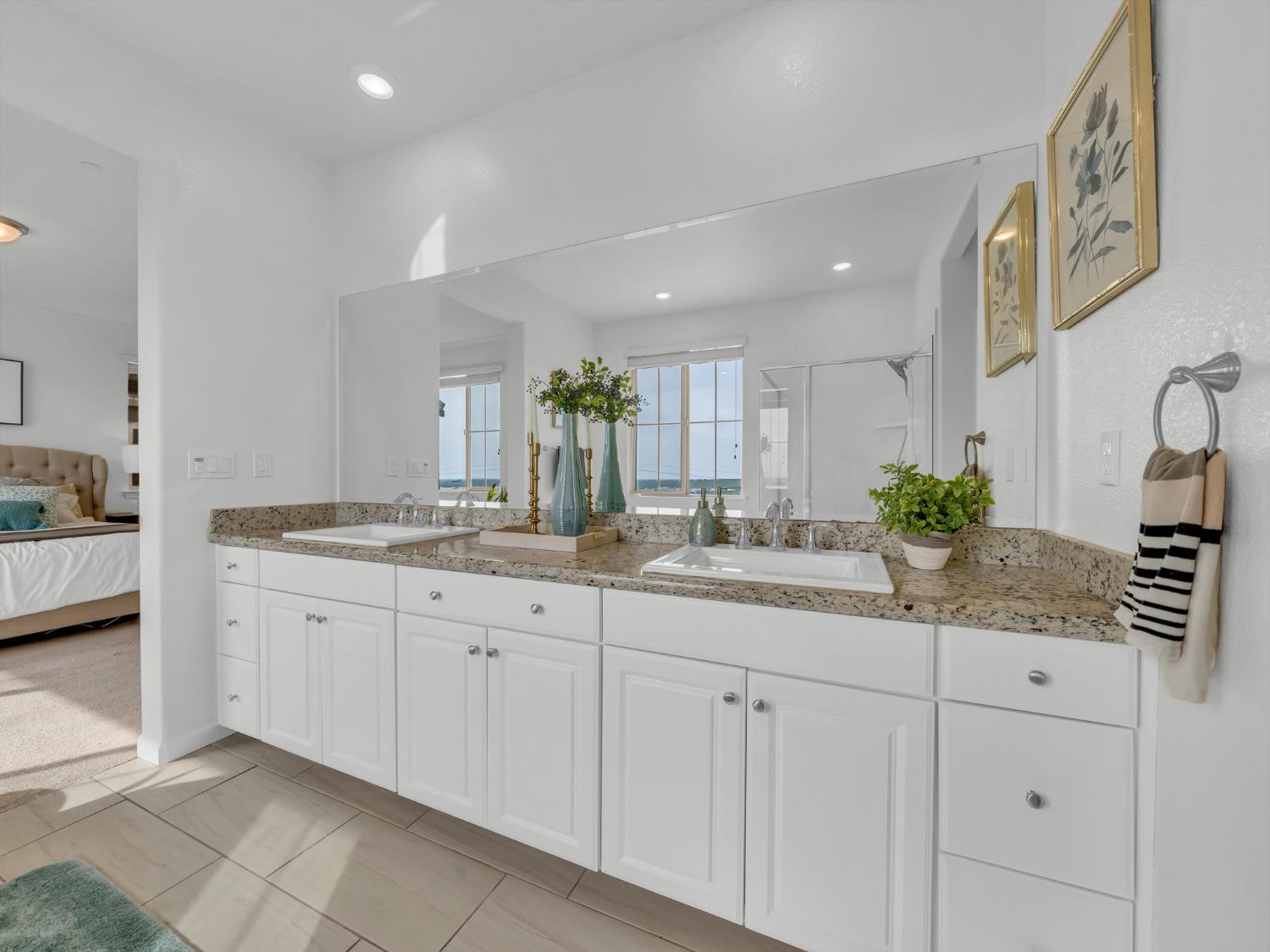 Avanti Drive, El Dorado Hills, California image 25