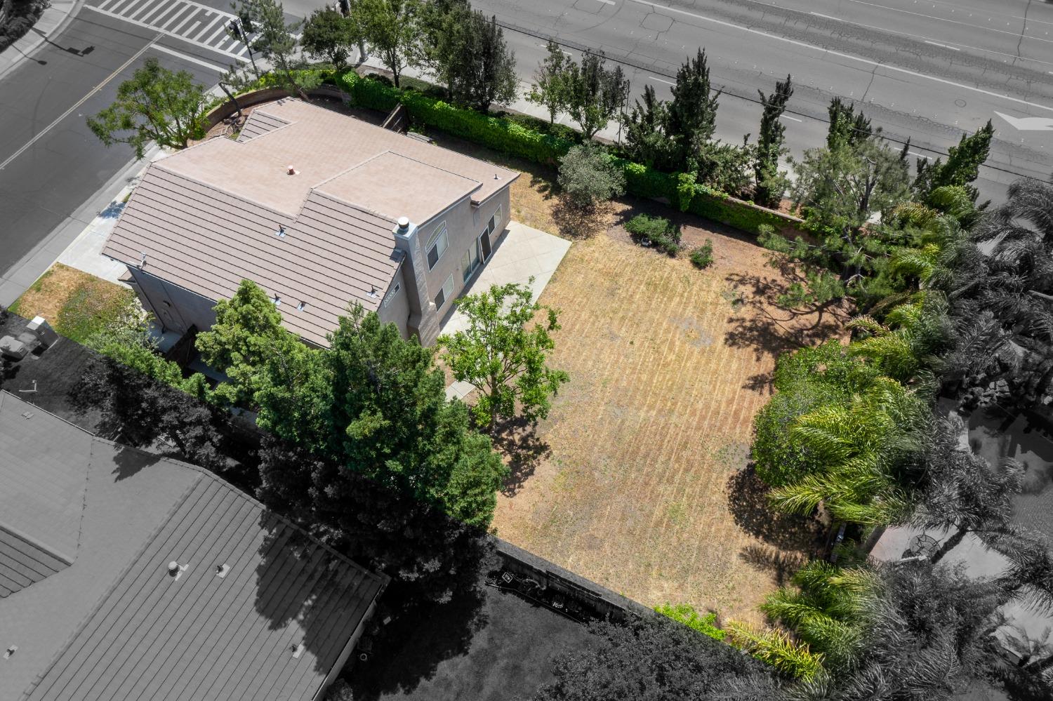 Queensland Avenue, Manteca, California image 39
