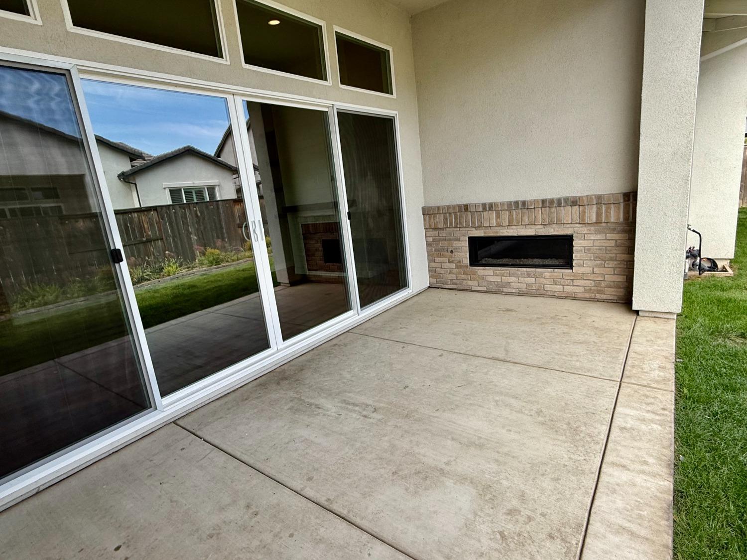 Detail Gallery Image 42 of 52 For 2775 Meadowbrook Lane, Turlock,  CA 95382 - 4 Beds | 2/1 Baths