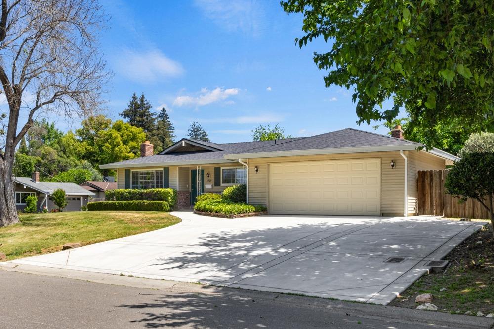 Southgrove Drive, Citrus Heights, California image 3
