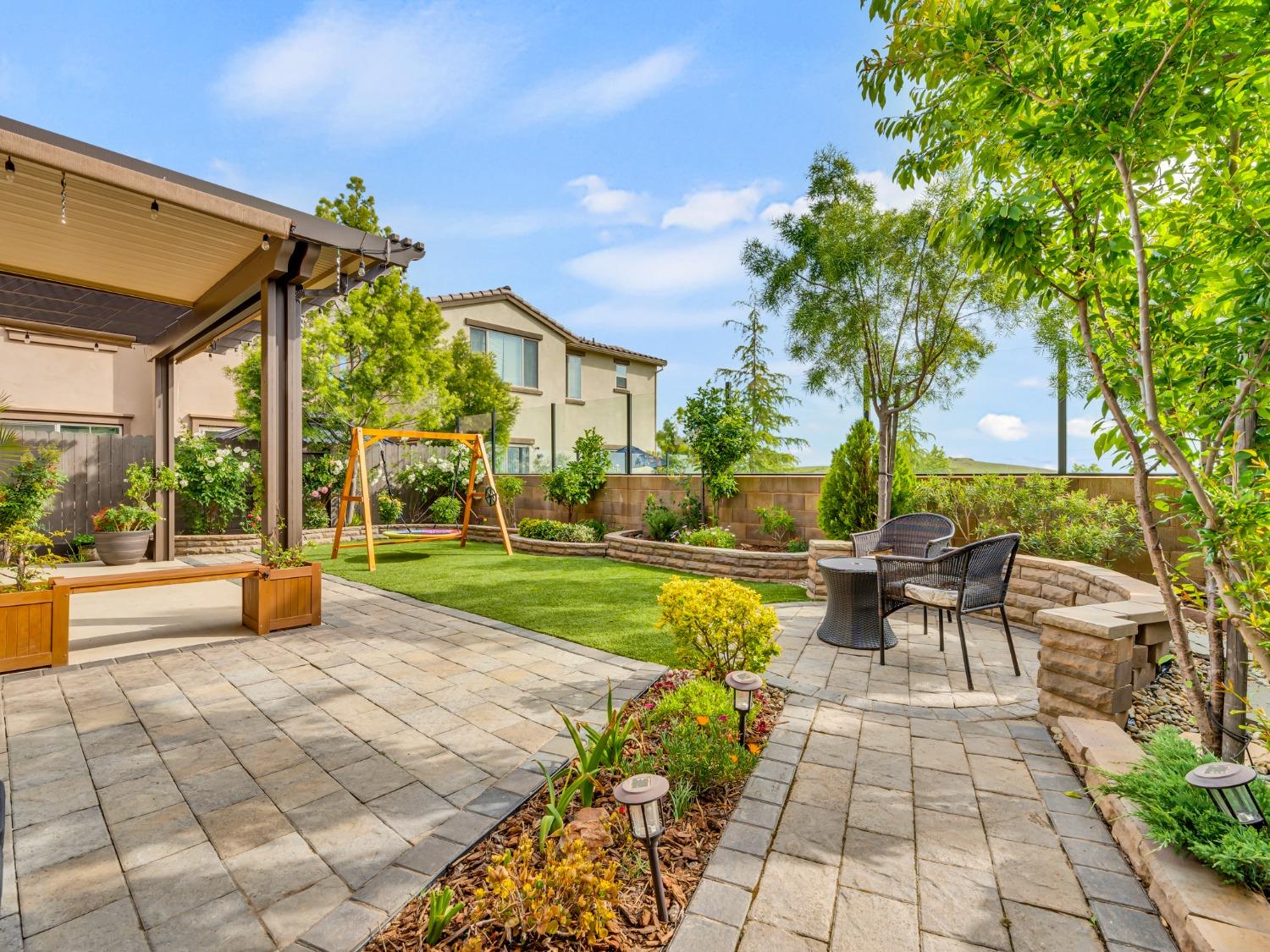 Avanti Drive, El Dorado Hills, California image 40