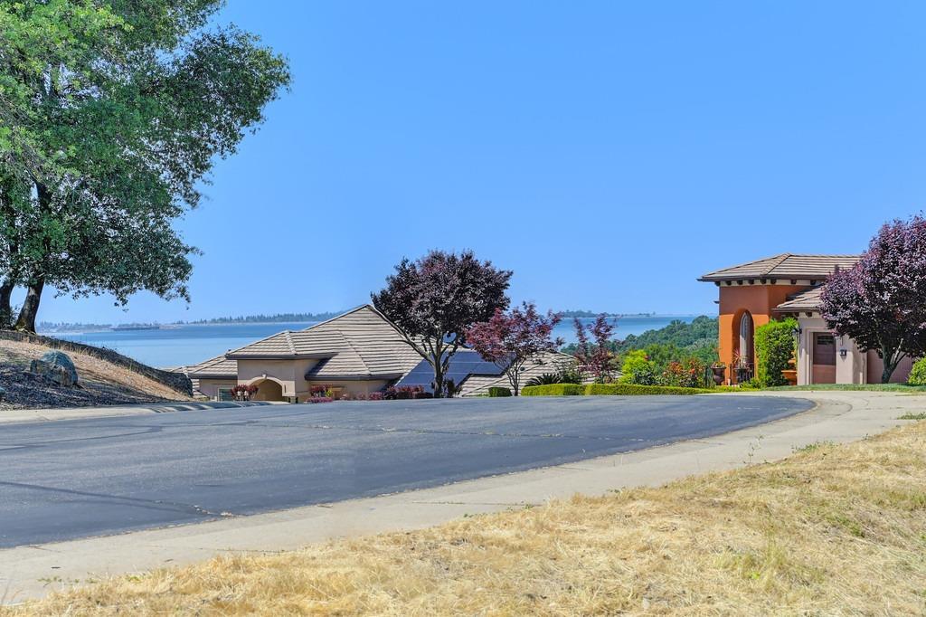 Bordeaux Drive, El Dorado Hills, California image 17