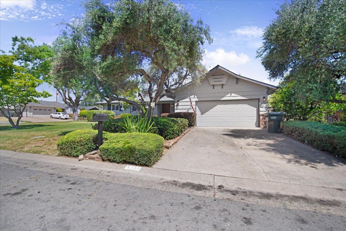 Stanton Circle, Carmichael, California image 1