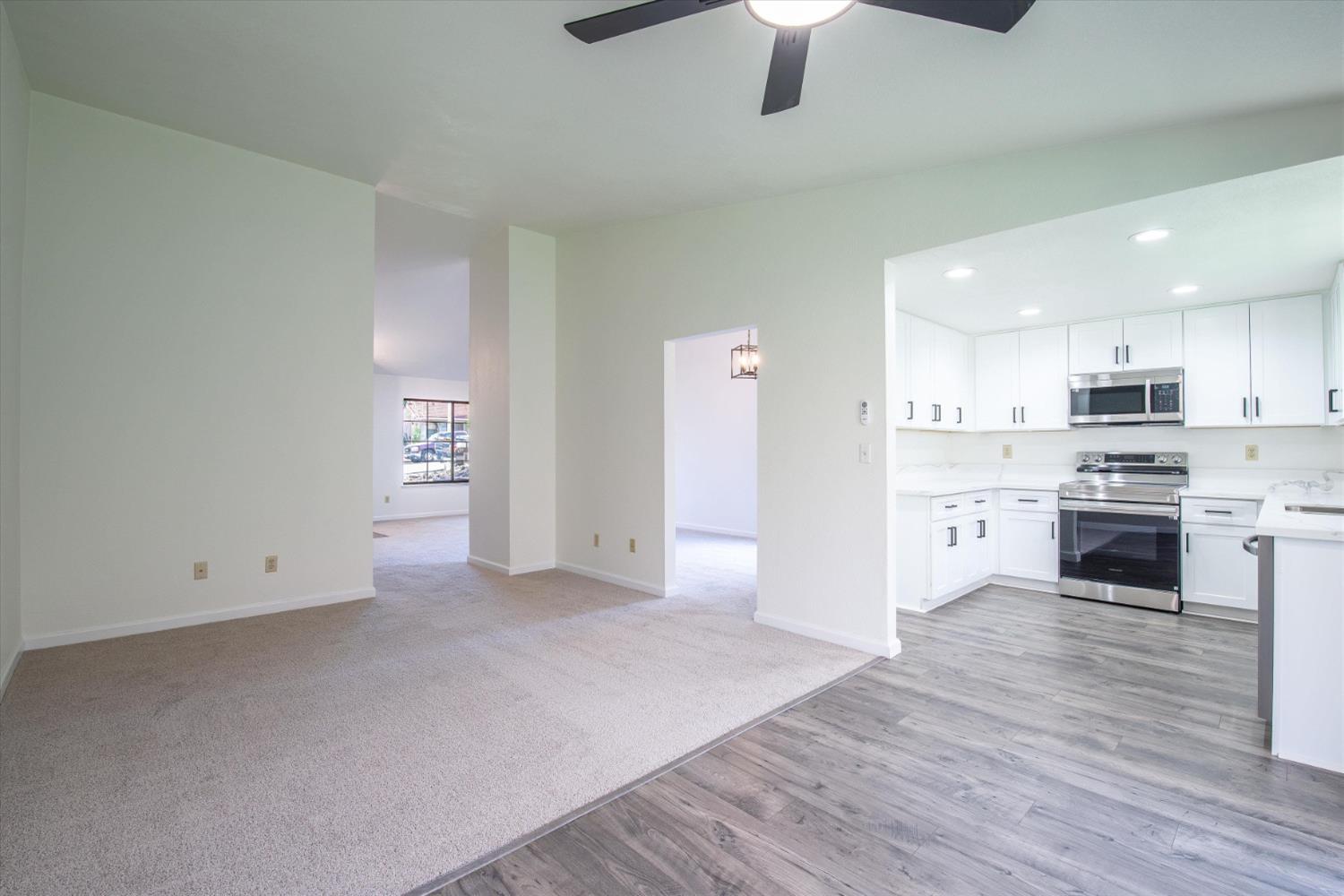 Detail Gallery Image 22 of 45 For 4046 S Royal Links Cir, Antioch,  CA 94509 - 4 Beds | 2 Baths