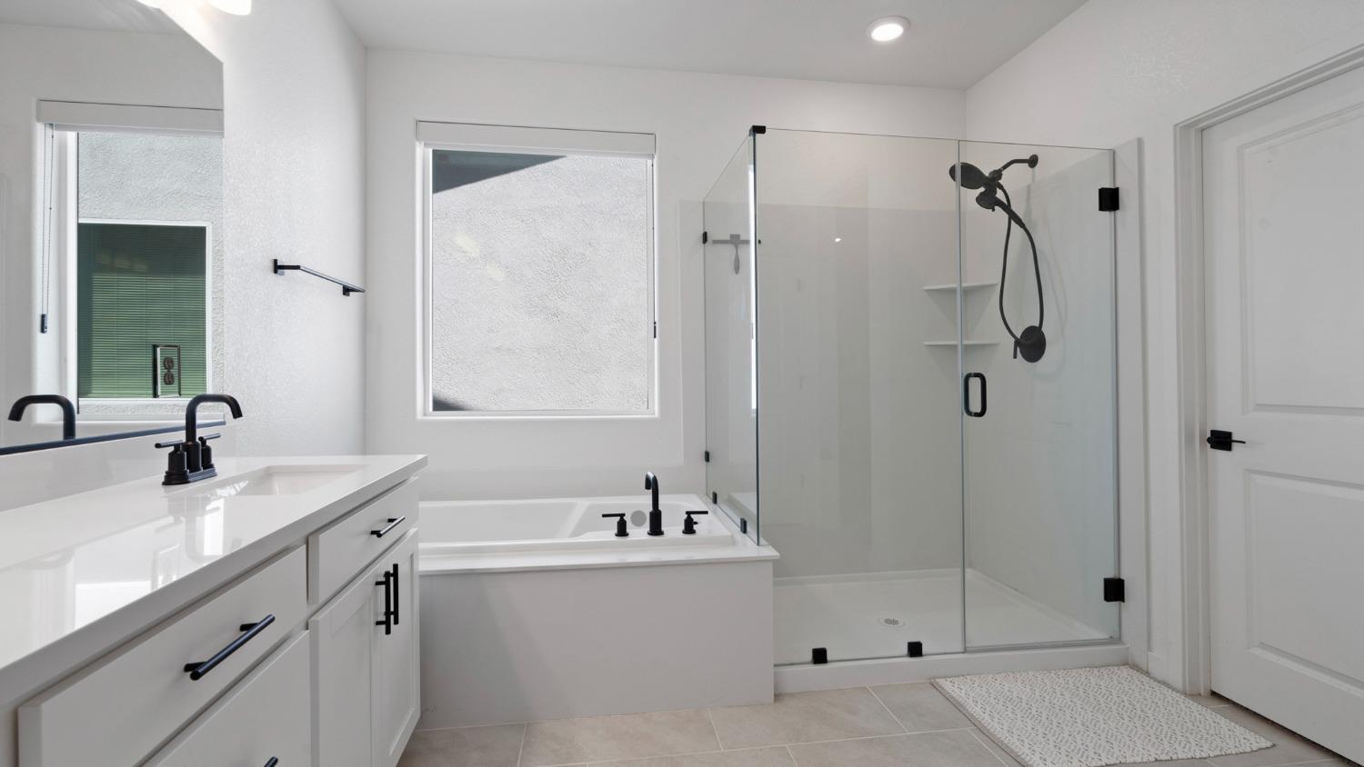 Detail Gallery Image 14 of 42 For 2702 Mossy Creek St, Sacramento,  CA 95833 - 5 Beds | 4 Baths