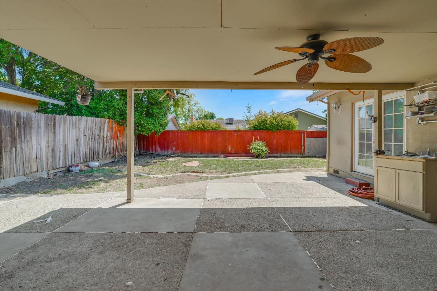Detail Gallery Image 25 of 28 For 302 Sepulveda Dr, Stockton,  CA 95210 - 3 Beds | 3 Baths