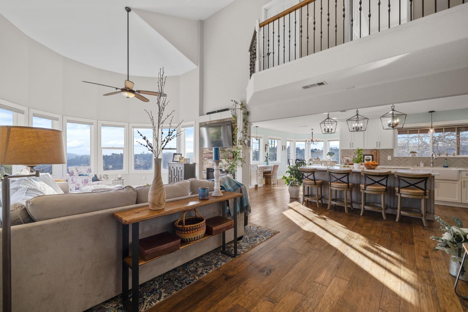 Detail Gallery Image 9 of 99 For 6441 Sky Hawk Rd, Pilot Hill,  CA 95664 - 7 Beds | 5/1 Baths