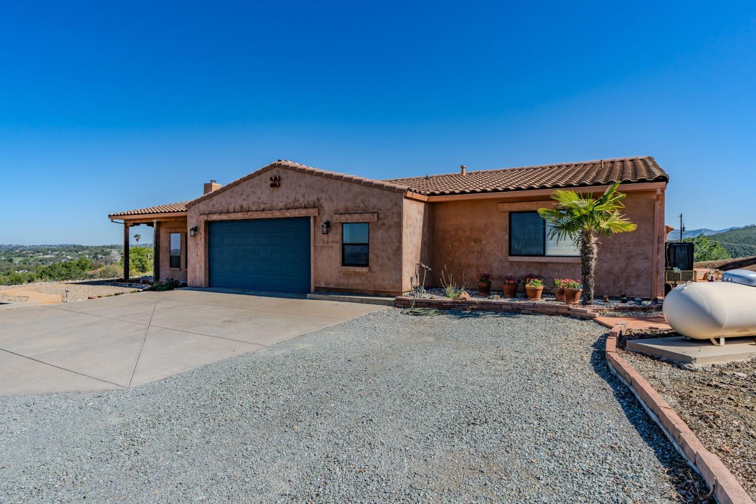 Detail Gallery Image 3 of 86 For 6061 Wind River Dr, Valley Springs,  CA 95252 - 3 Beds | 2/1 Baths