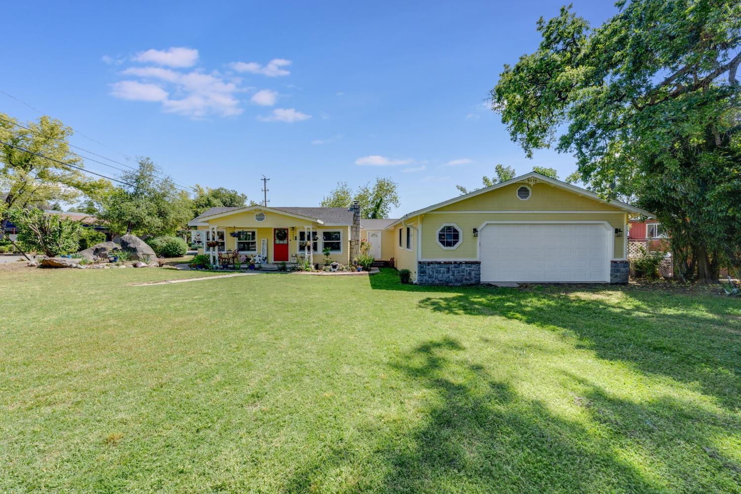 Oak Street, Loomis, California image 1