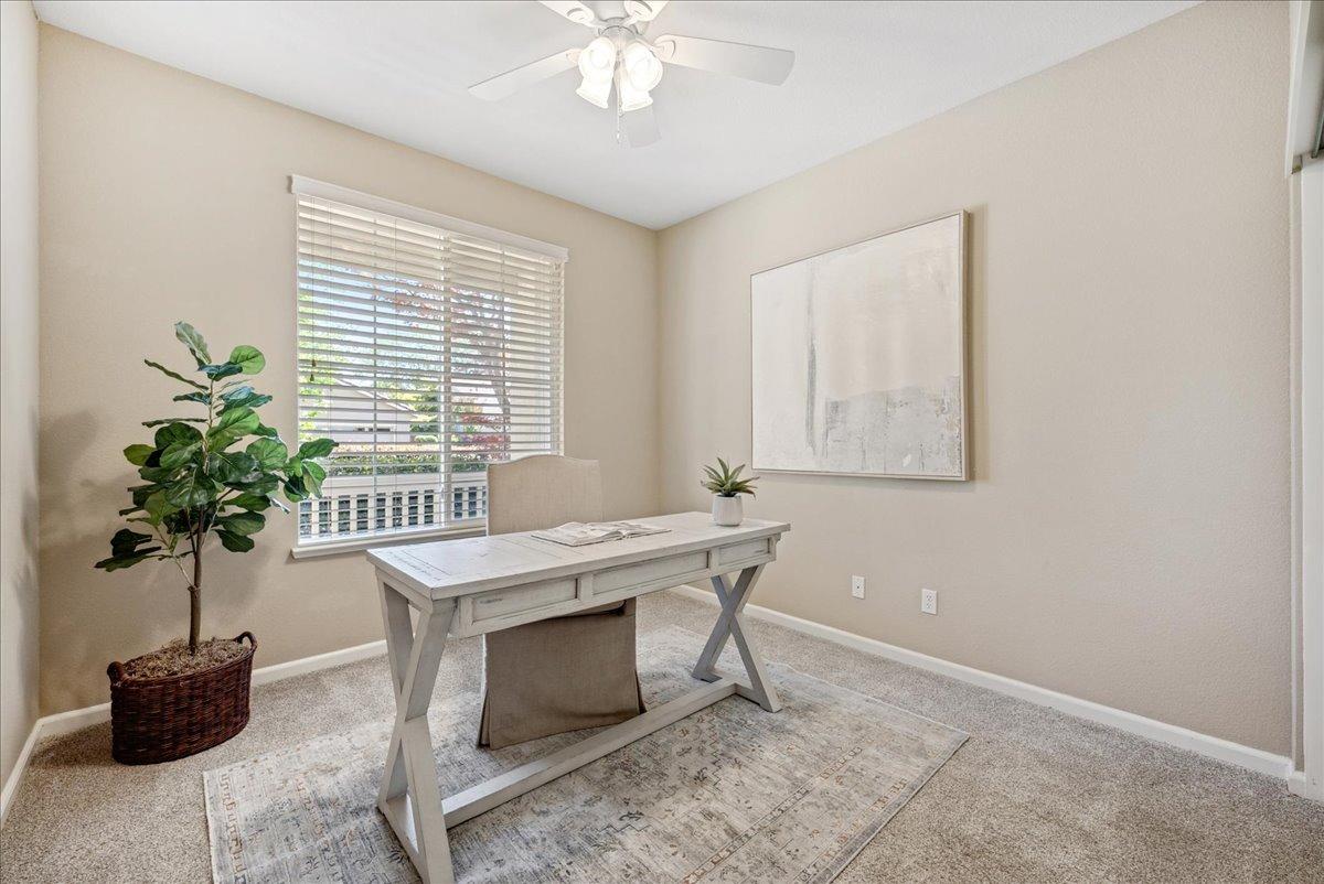 Deerwood Court, Rocklin, California image 14