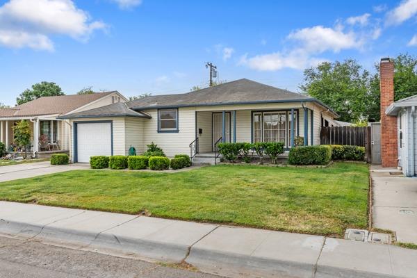 Detail Gallery Image 2 of 27 For 290 W 23rd St, Tracy,  CA 95376 - 3 Beds | 1 Baths