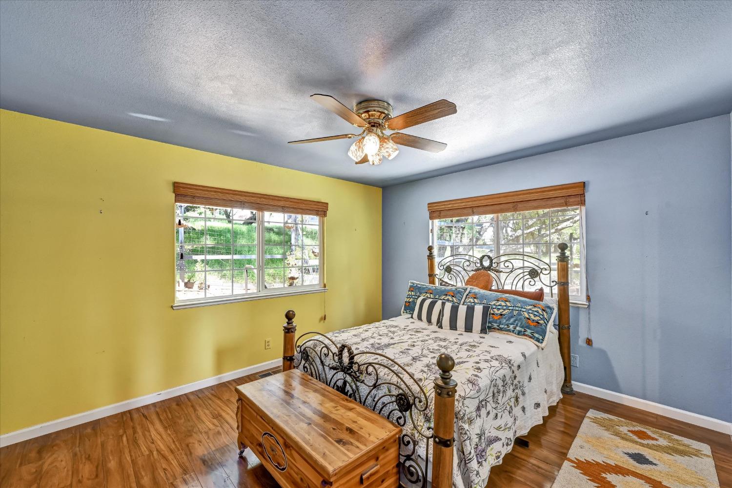 Patricia Way, Grass Valley, California image 37