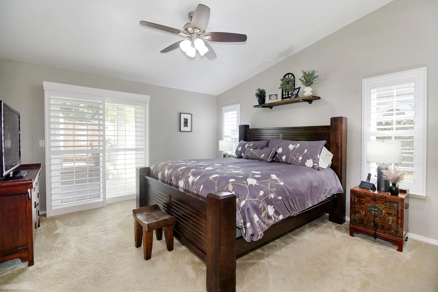Glen Cove Way, Sacramento, California image 22