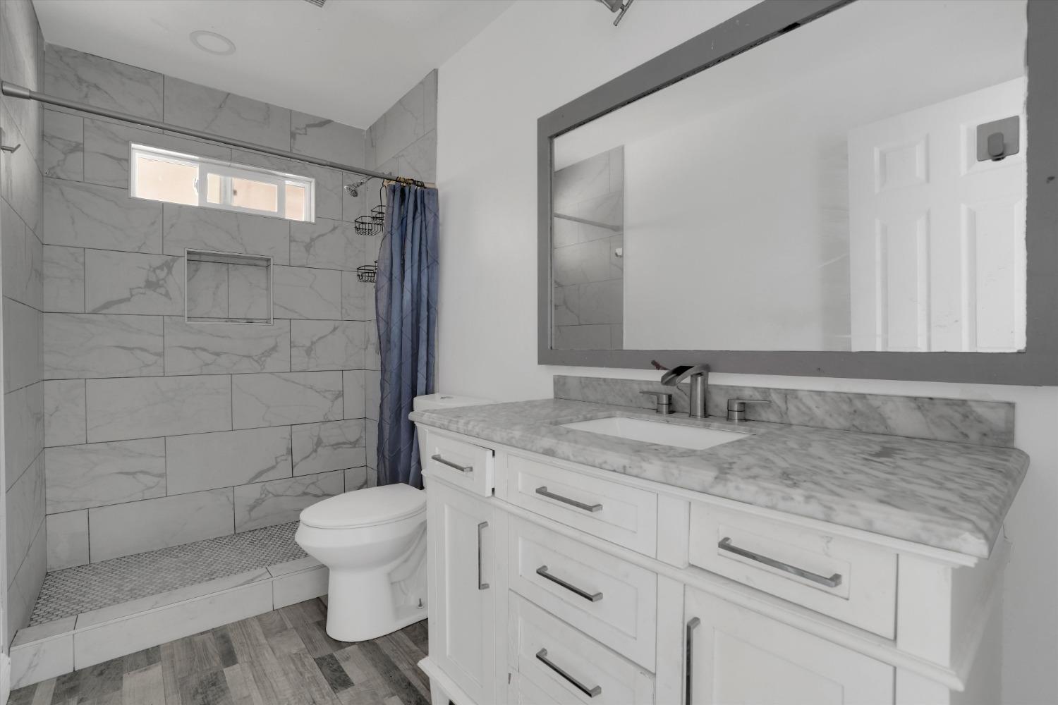 Detail Gallery Image 19 of 28 For 302 Sepulveda Dr, Stockton,  CA 95210 - 3 Beds | 3 Baths