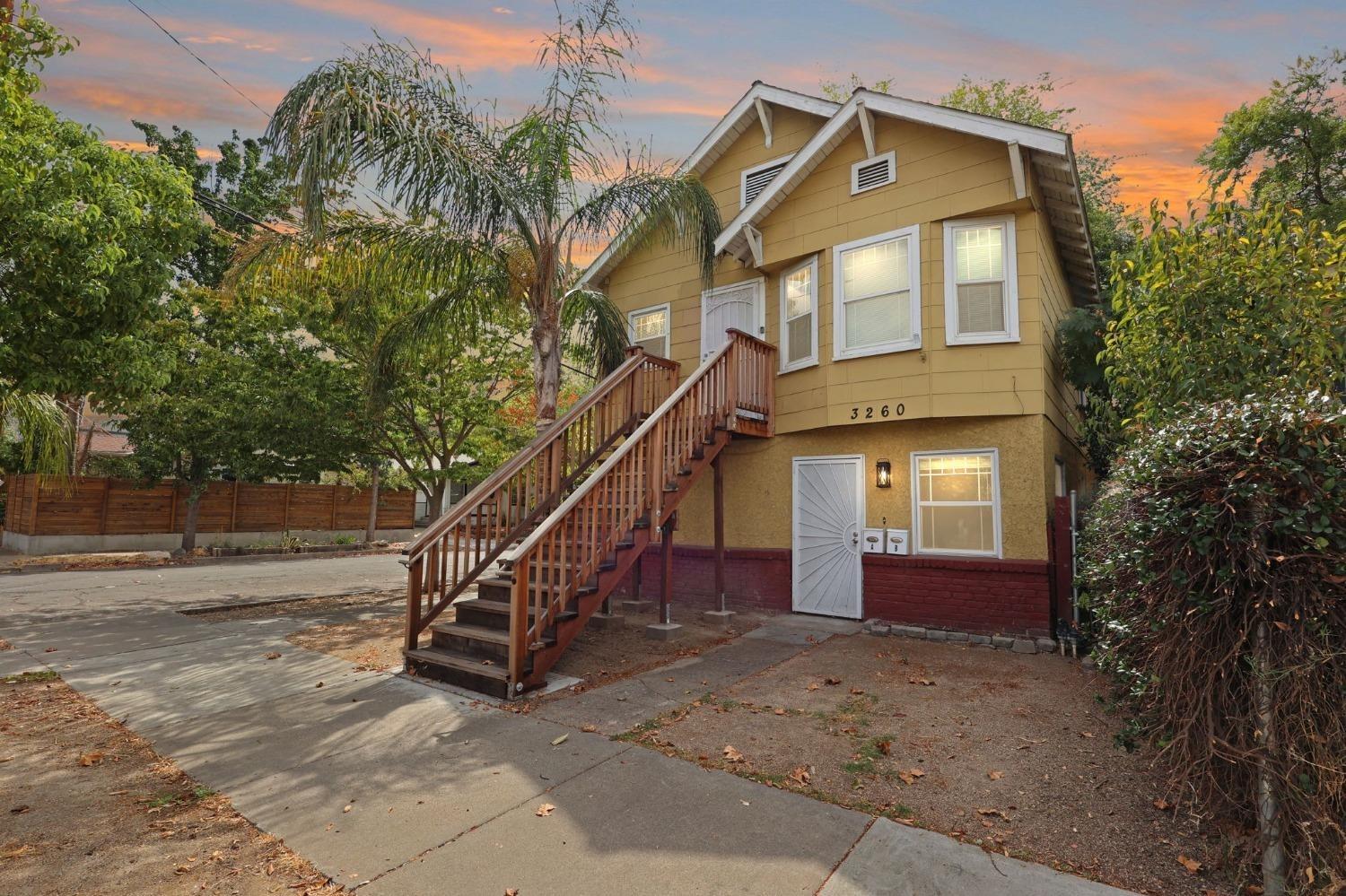 V Street, Sacramento, California image 1