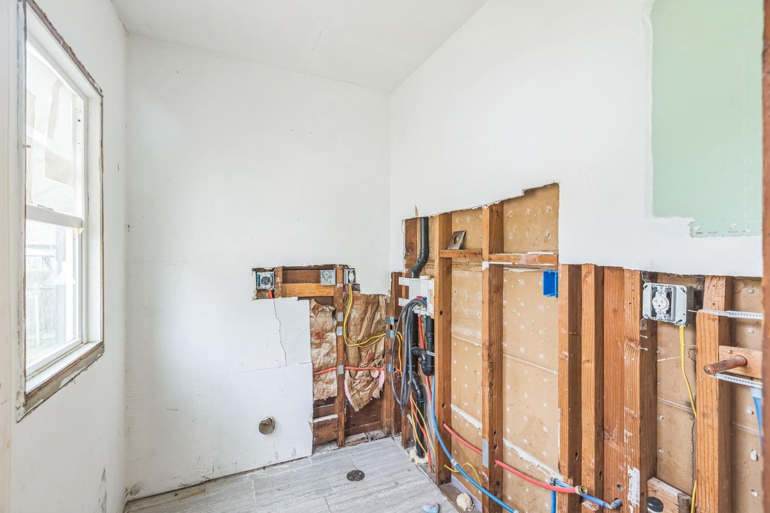 Detail Gallery Image 23 of 26 For 3809 San Carlos Way, Sacramento,  CA 95820 - 2 Beds | 1 Baths