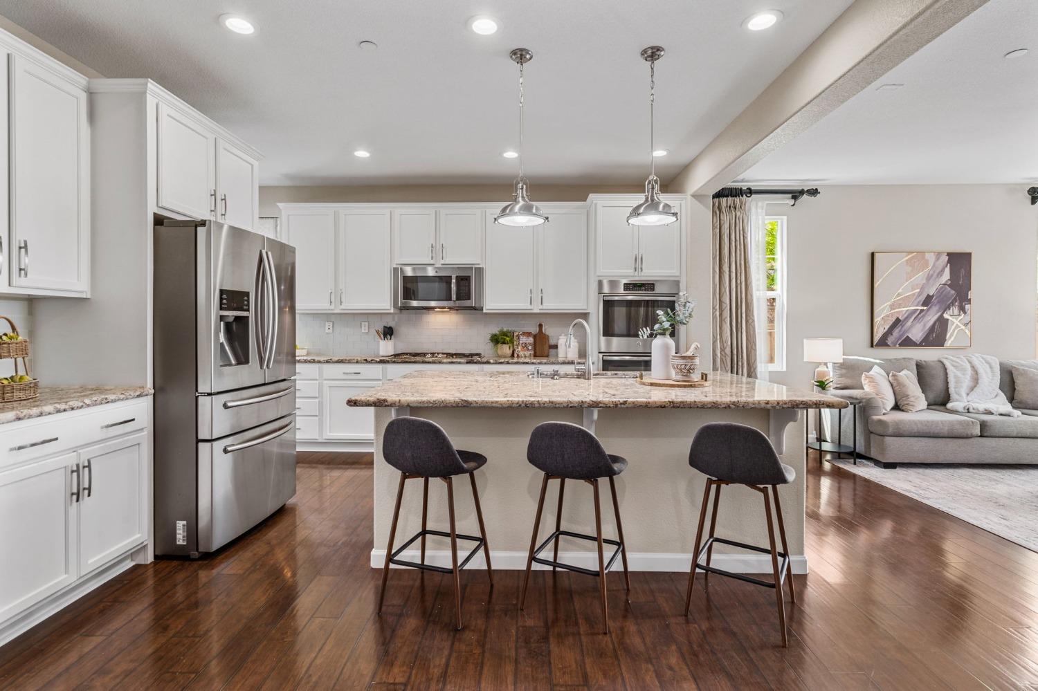 Detail Gallery Image 17 of 70 For 1071 S Jacobs Dr, Mountain House,  CA 95391 - 6 Beds | 3/1 Baths
