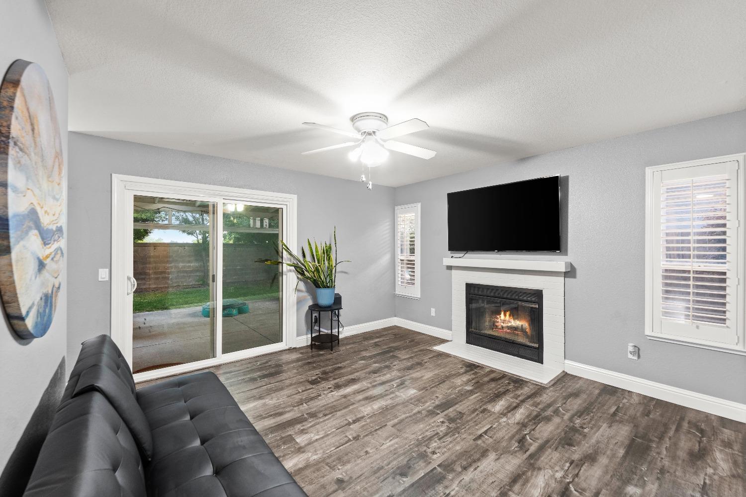 Oakborough Ave, Roseville, California image 10
