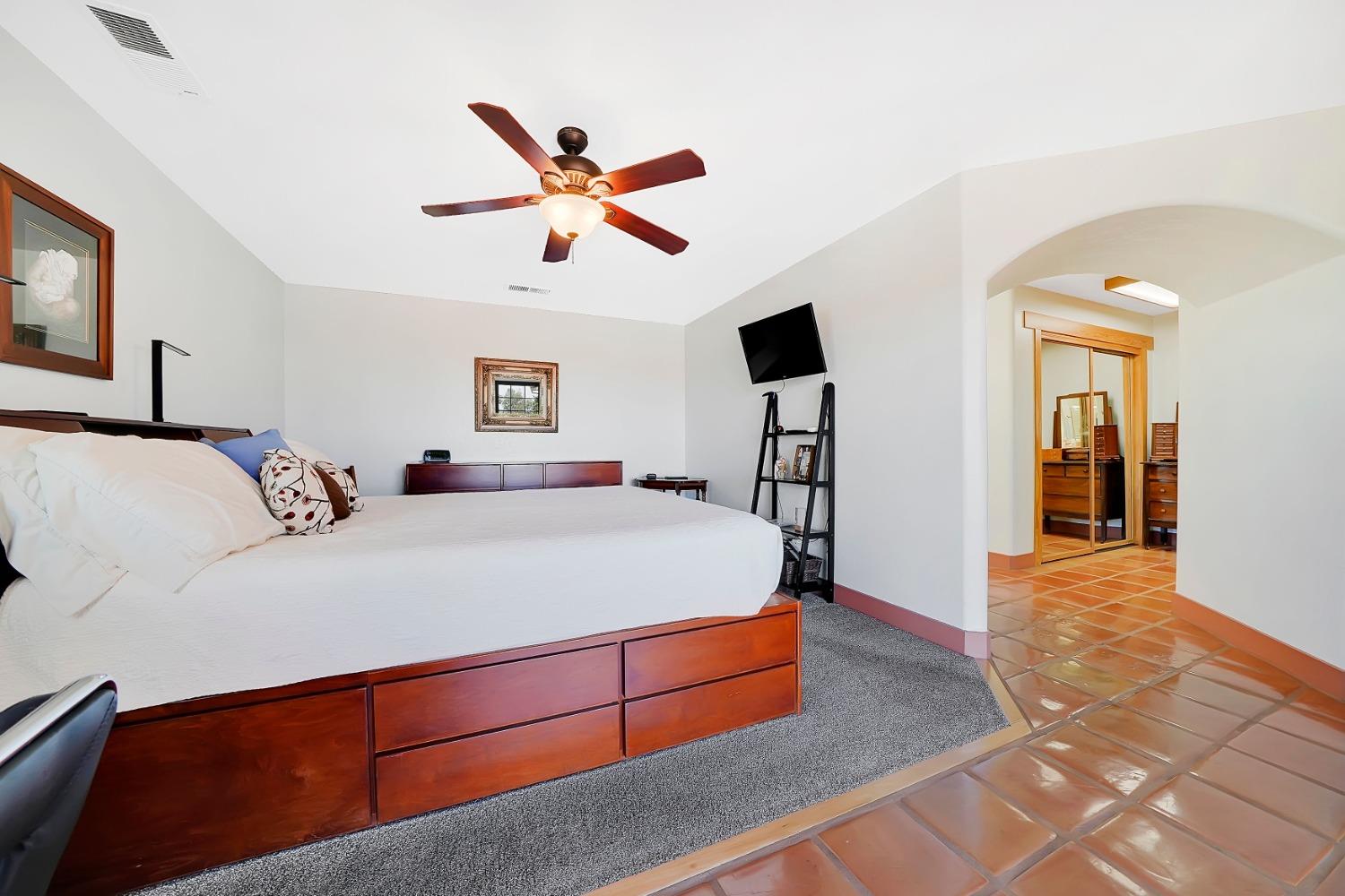 Detail Gallery Image 34 of 86 For 6061 Wind River Dr, Valley Springs,  CA 95252 - 3 Beds | 2/1 Baths