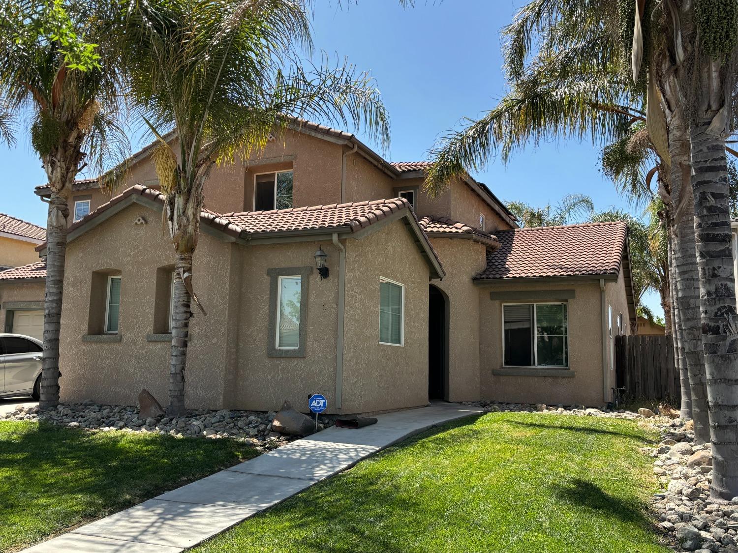 San Bernardino Street, Los Banos, California image 1