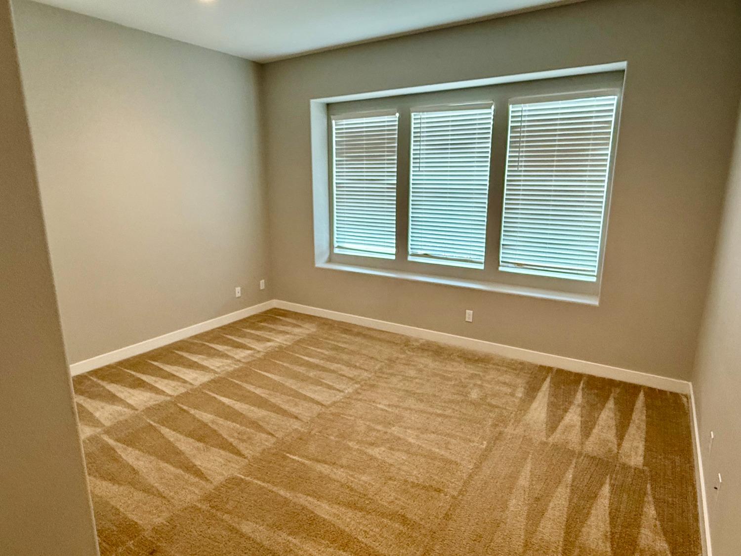 Detail Gallery Image 23 of 52 For 2775 Meadowbrook Lane, Turlock,  CA 95382 - 4 Beds | 2/1 Baths