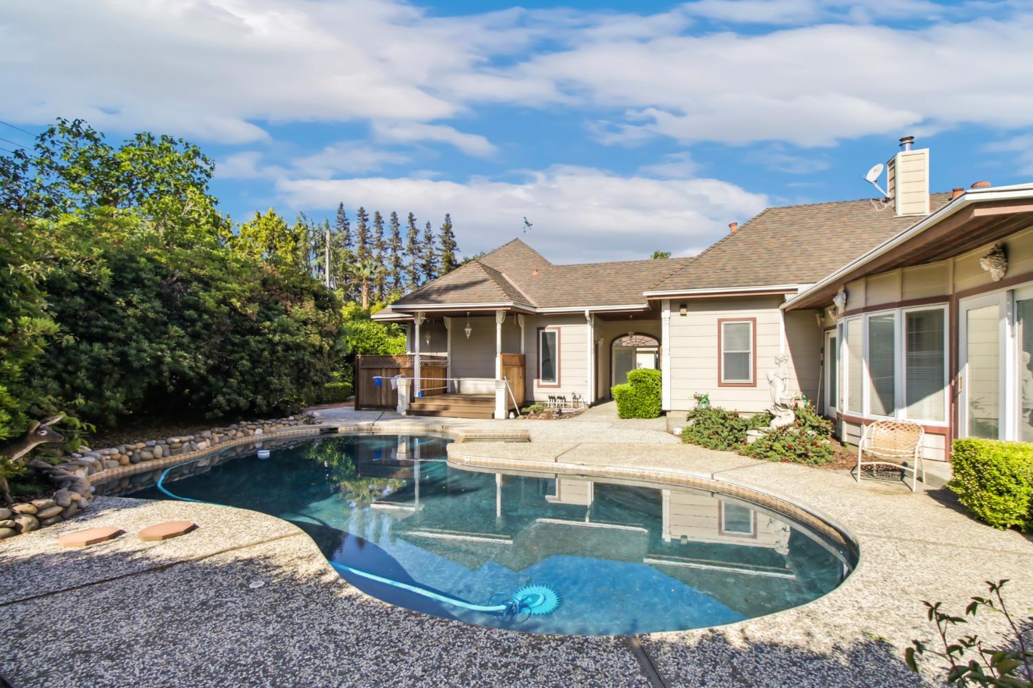 Pendrgast Street, Woodland, California image 46