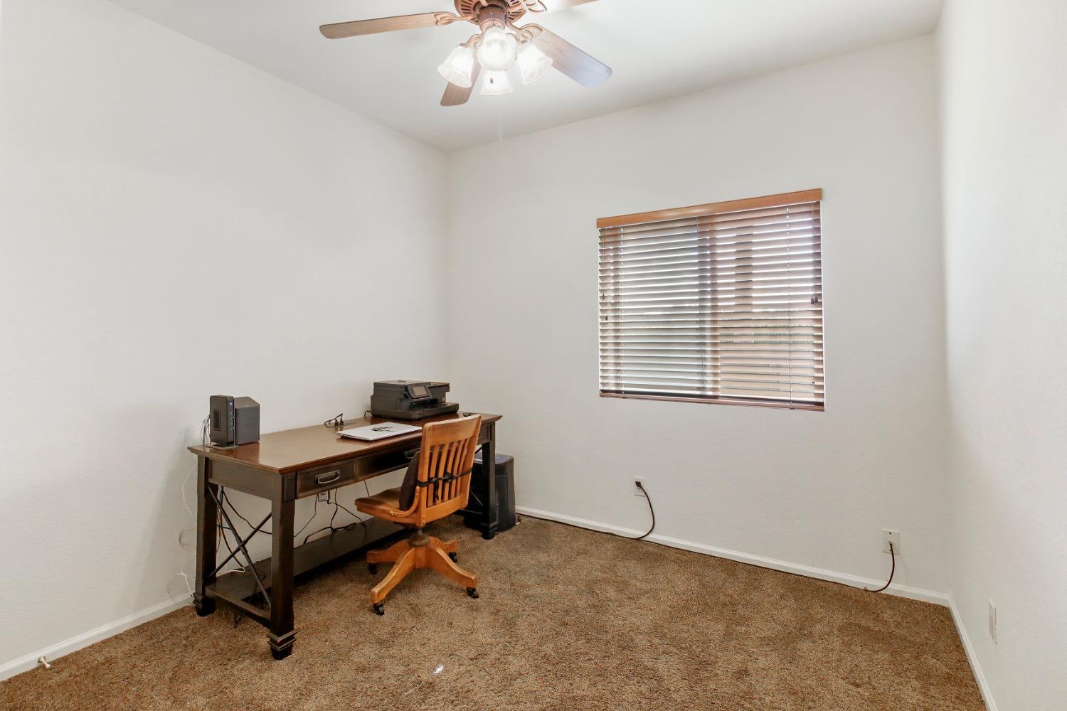 Detail Gallery Image 41 of 62 For 9329 Mainline Dr, Elk Grove,  CA 95624 - 4 Beds | 2 Baths