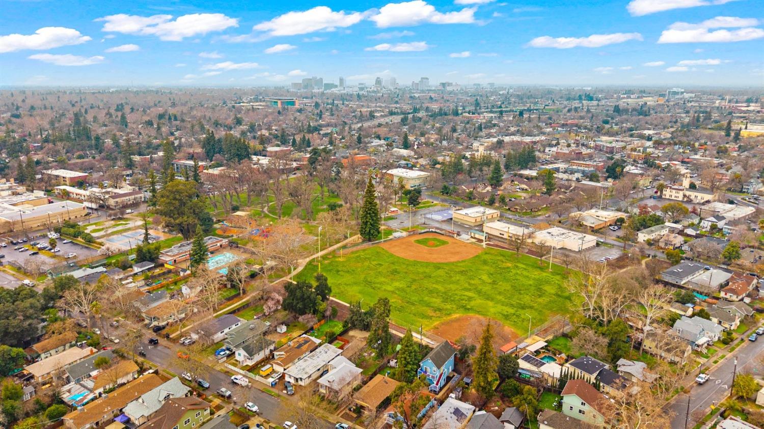 Ferrite Court, West Sacramento, California image 38