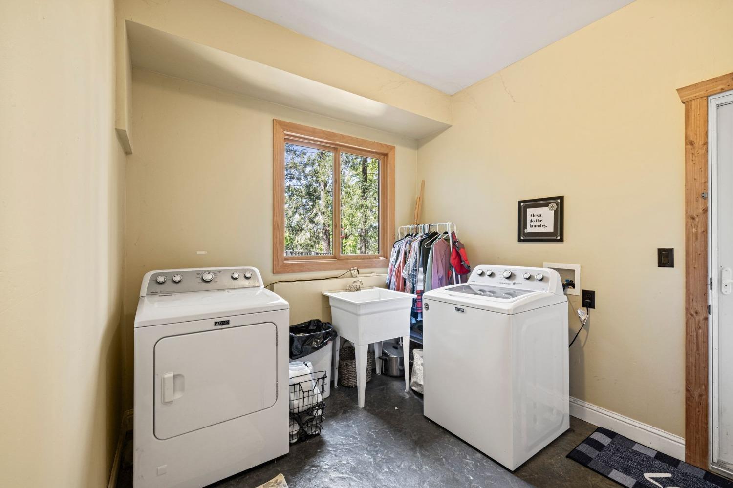 Detail Gallery Image 31 of 78 For 3500 Magpie Ln, Camino,  CA 95709 - 3 Beds | 2/1 Baths