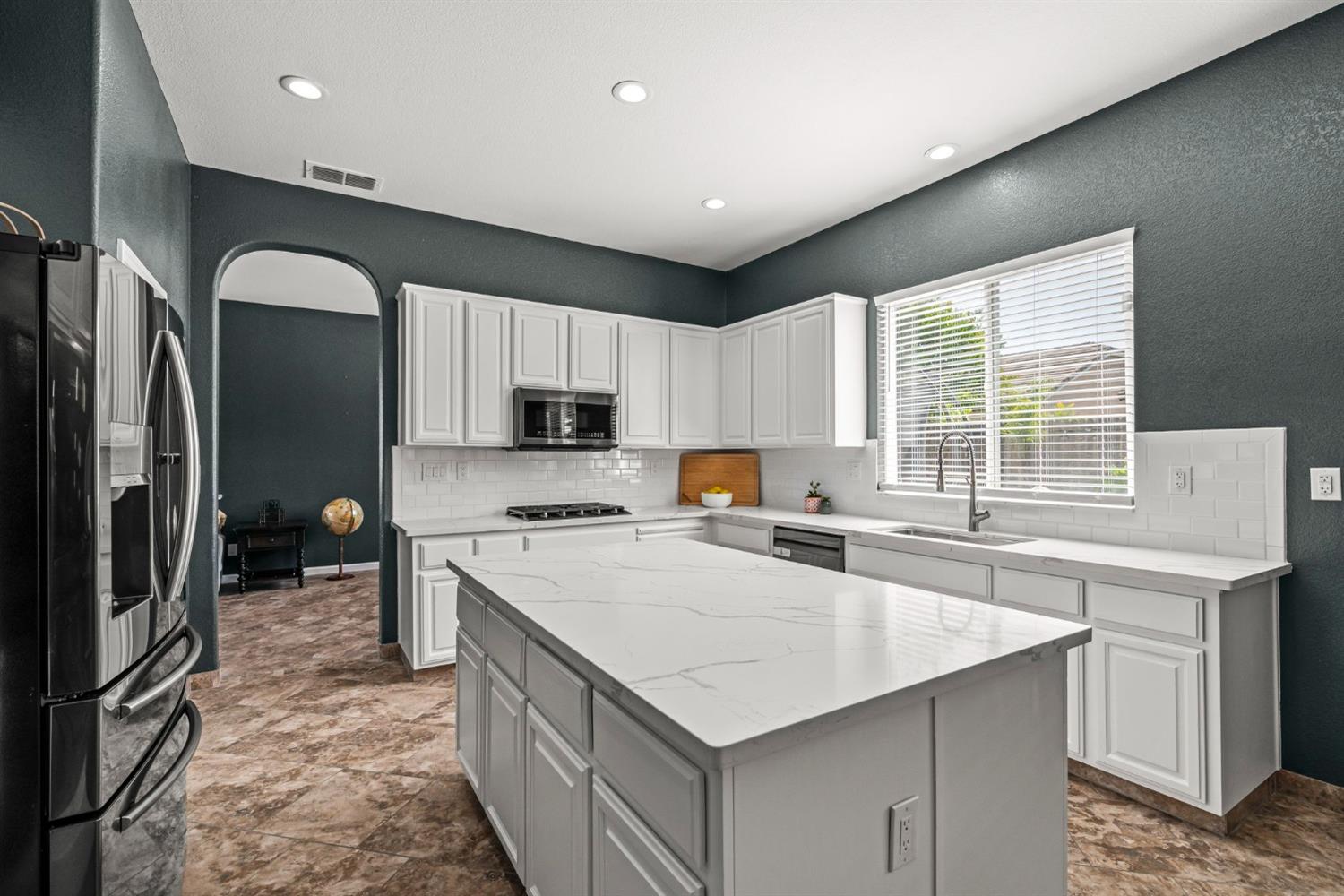 Gilleland Drive, Roseville, California image 15