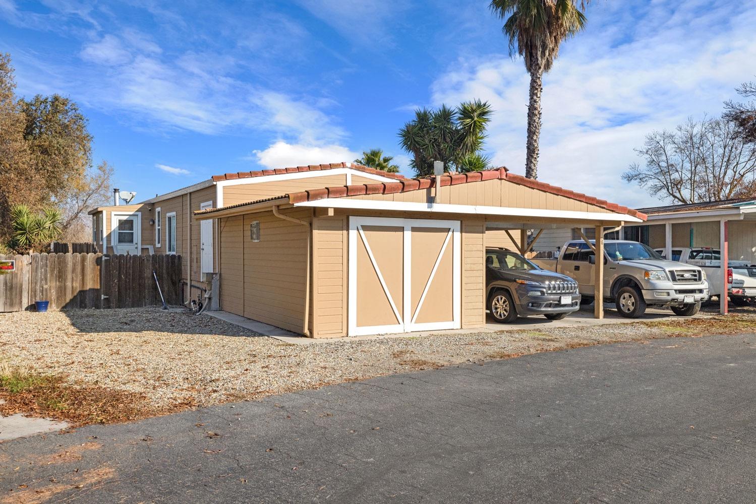 Detail Gallery Image 4 of 45 For 4399 Aplicella 56, Manteca,  CA 95337 - 2 Beds | 2 Baths