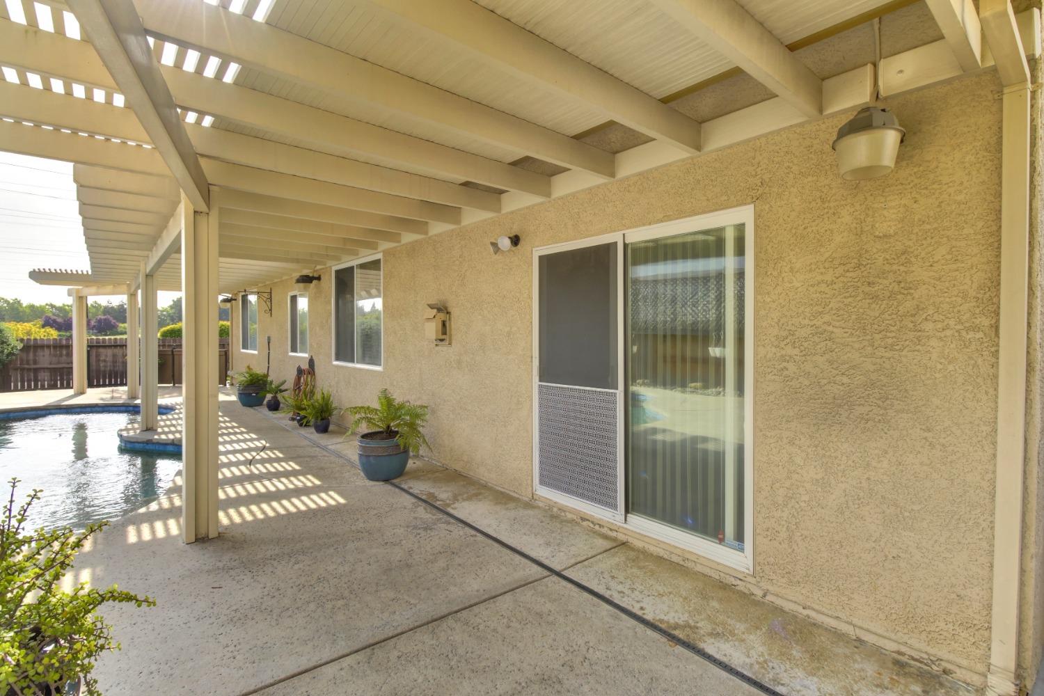 Detail Gallery Image 56 of 62 For 9329 Mainline Dr, Elk Grove,  CA 95624 - 4 Beds | 2 Baths