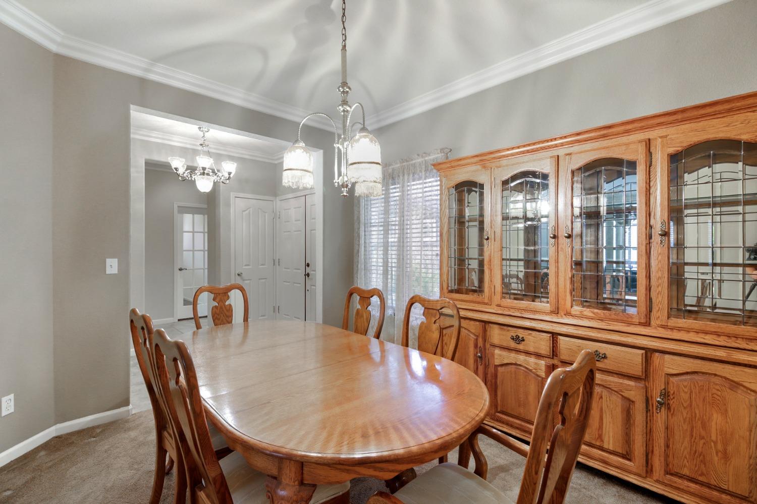 Detail Gallery Image 23 of 62 For 9329 Mainline Dr, Elk Grove,  CA 95624 - 4 Beds | 2 Baths