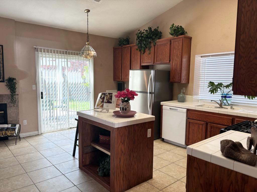 Silverleaf Way, Sacramento, California image 13