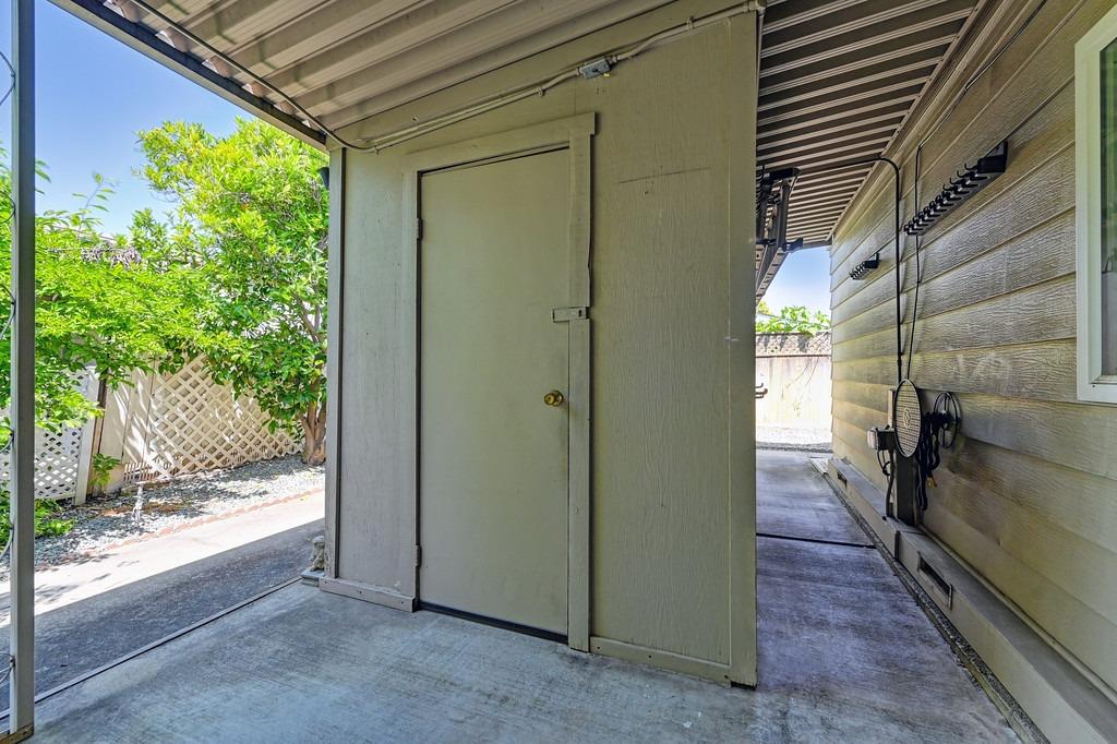 Detail Gallery Image 35 of 44 For 6187 Oak Lakes, Citrus Heights,  CA 95621 - 2 Beds | 2 Baths