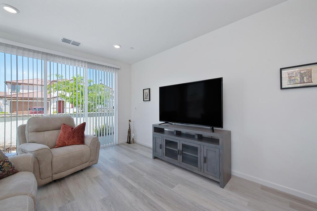 Rhapsody Drive, Roseville, California image 13