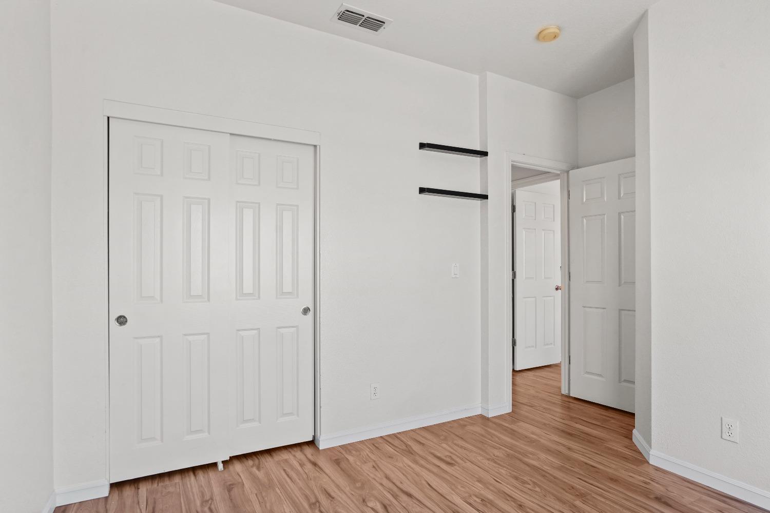 Detail Gallery Image 53 of 58 For 8666 Summer Sun Way, Elk Grove,  CA 95624 - 4 Beds | 2/1 Baths