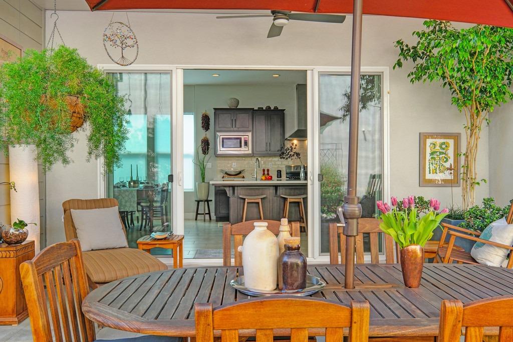 Detail Gallery Image 47 of 74 For 3438 Forney Way, Sacramento,  CA 95816 - 3 Beds | 2/1 Baths