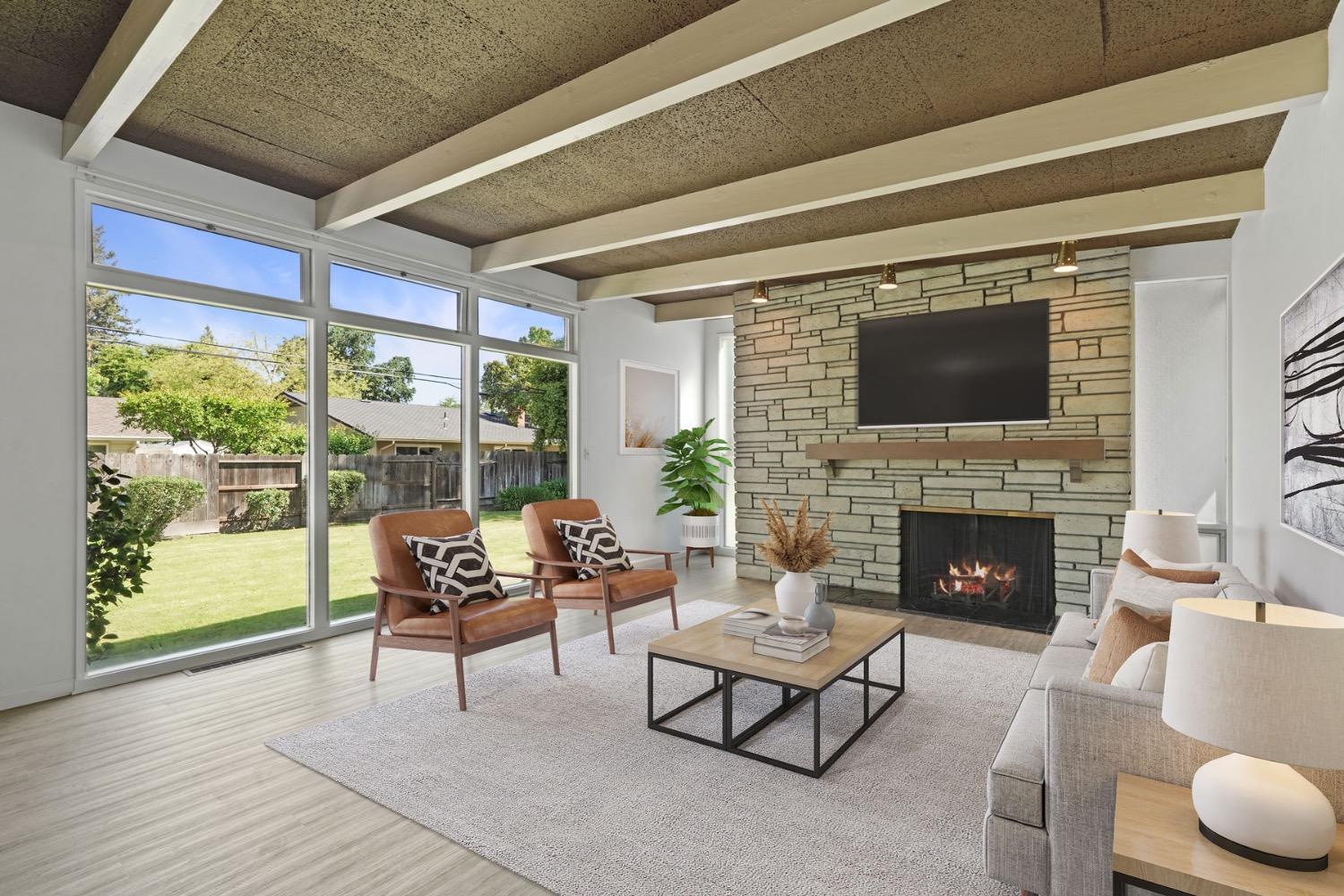 Detail Gallery Image 2 of 29 For 2205 Fernvale Dr, Stockton,  CA 95207 - 3 Beds | 2 Baths