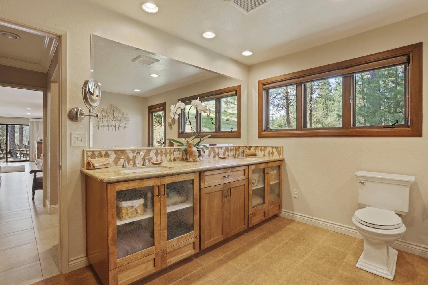 Detail Gallery Image 59 of 92 For 10415 Mcmahon Rd #10415,  Coulterville,  CA 95311 - 3 Beds | 4/1 Baths
