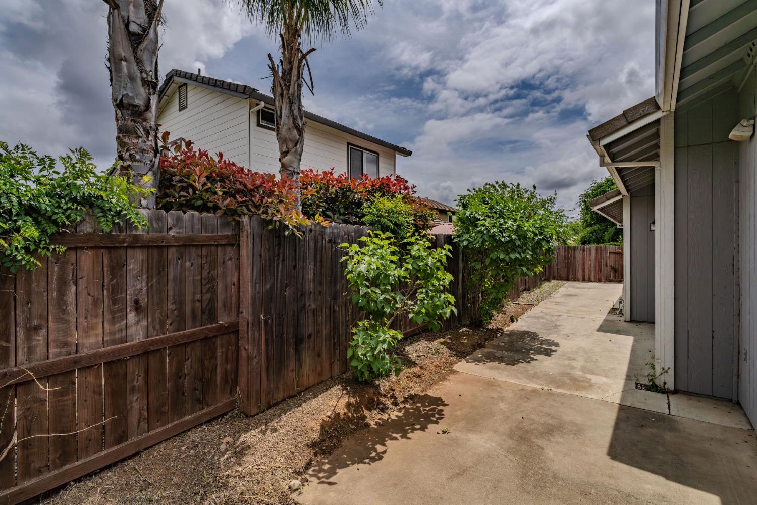Birchwood Court, Ione, California image 40