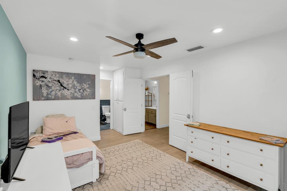 Susanna Court, Citrus Heights, California image 16