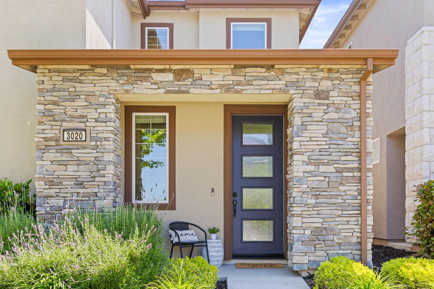 Edgeview Drive, Sacramento, California image 4
