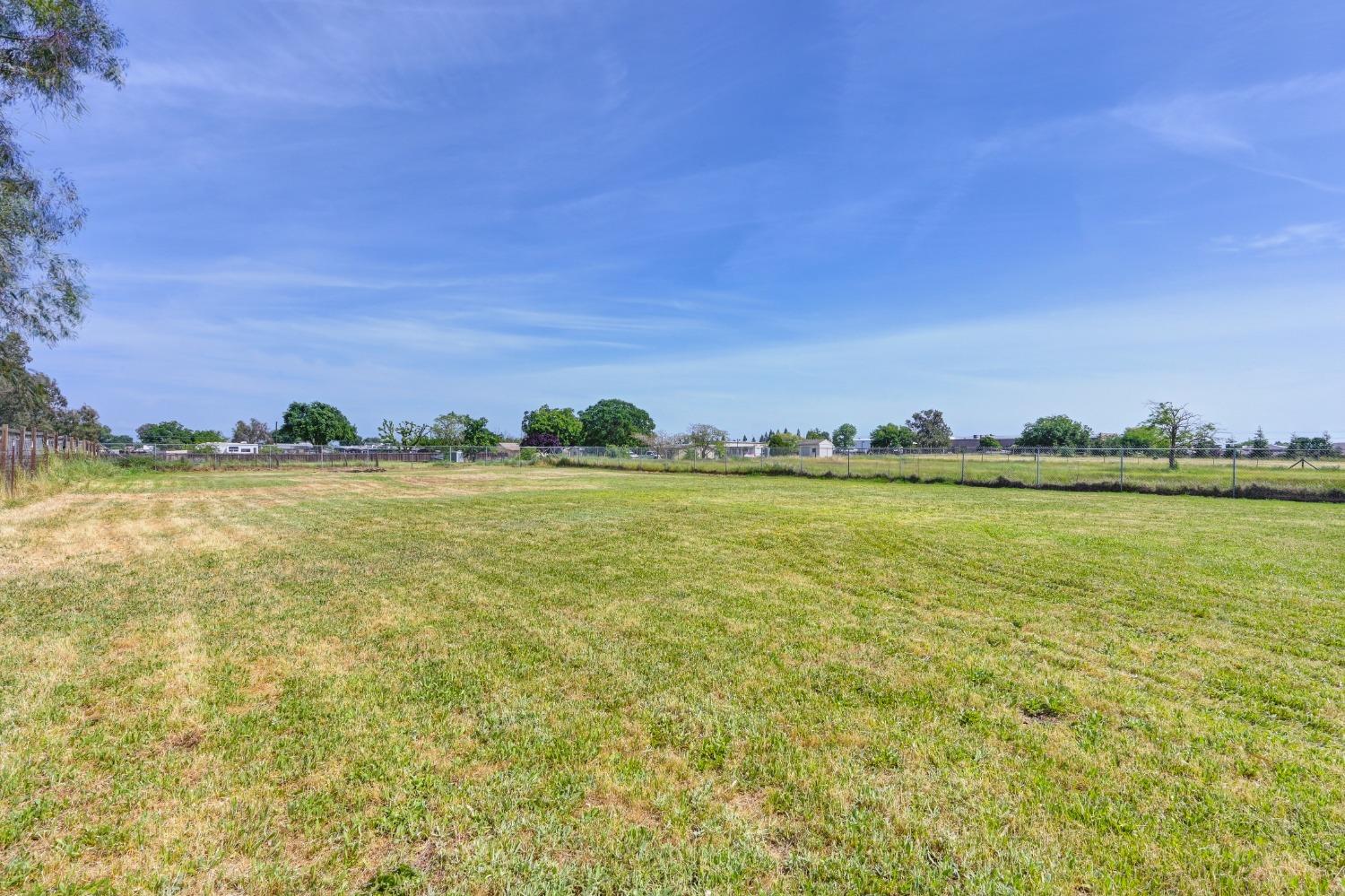 24th Street, Rio Linda, California image 22