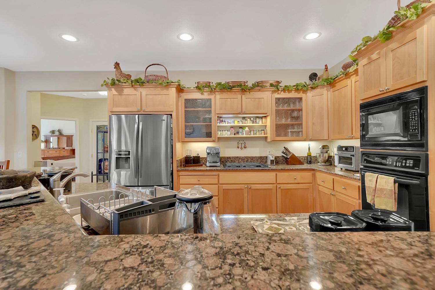 Detail Gallery Image 8 of 88 For 18860 Sylvia Dr, Pine Grove,  CA 95665 - 3 Beds | 2/1 Baths