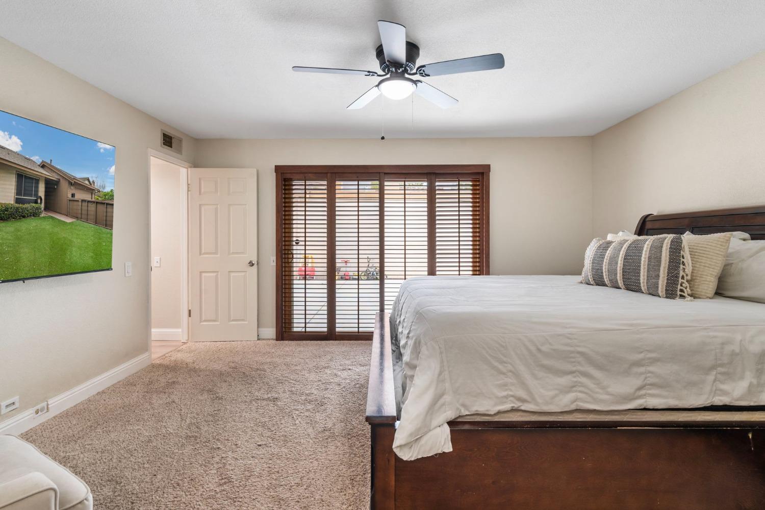 Edgebrook Drive, Modesto, California image 27