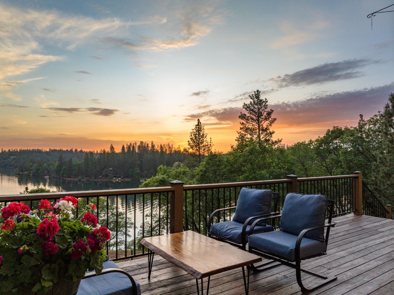 2555 Lake Van Giesen Road