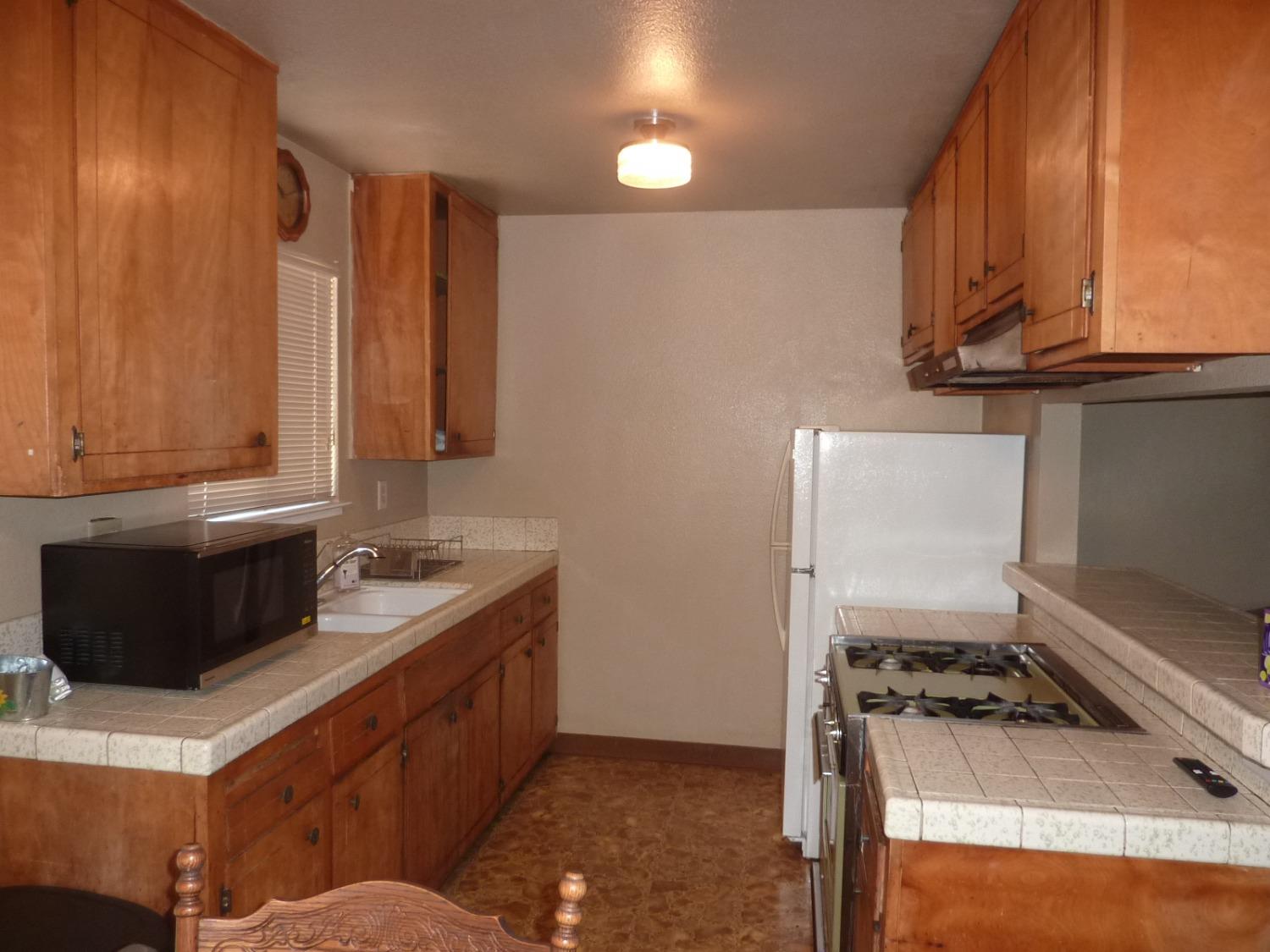 E Anita Street, Stockton, California image 11